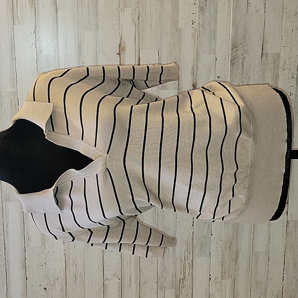 Black and tan striped collared knit